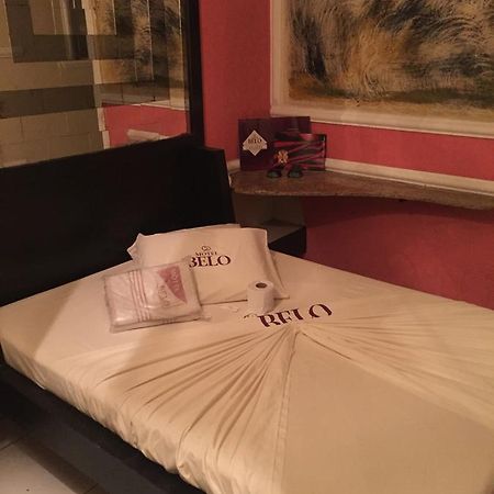 Belo Motel (Adults Only) 贝洛哈里桑塔 外观 照片