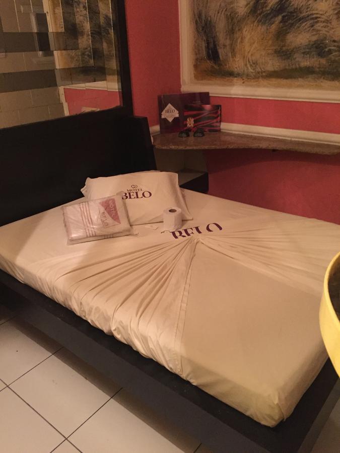 Belo Motel (Adults Only) 贝洛哈里桑塔 外观 照片